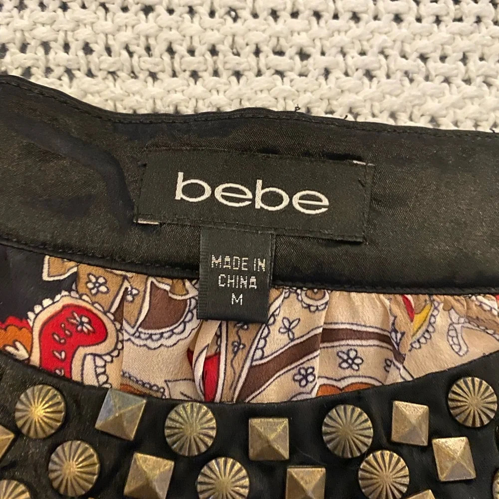 Bebe Keyhole Top - Picture 3 of 5